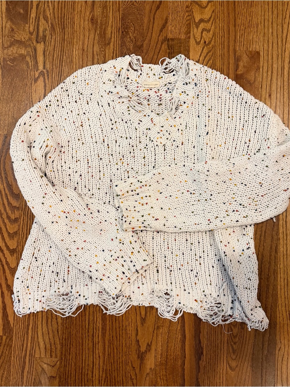 Women’s Cream Speckled Distressed Knit Sweater